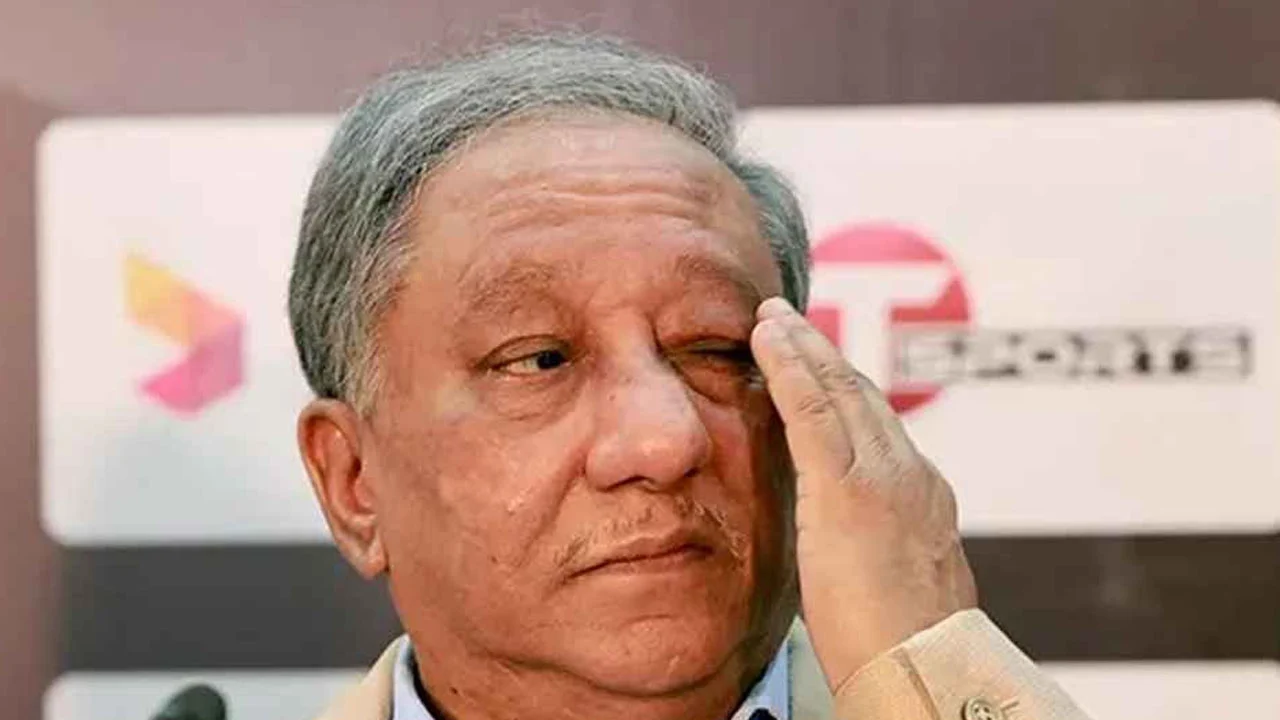 বিপিএল ও স্টেডিয়াম নির্মাণে দুর্নীতি, পাপনের নথিপত্র তলব দুদকের