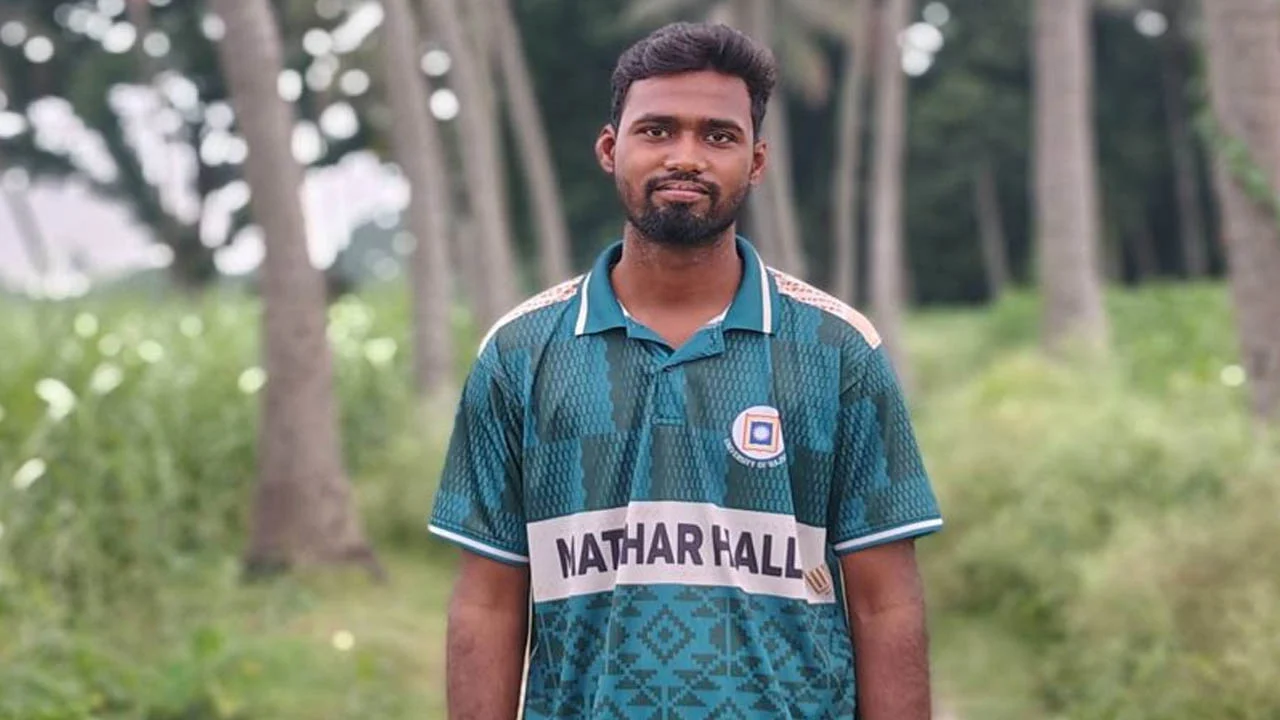 ড্রপআউট হয়েও হলে থাকেন রাবি হল ছাত্রদল সেক্রেটারি নিশাত