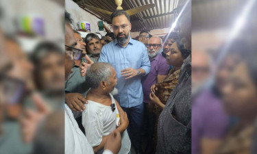 শিশু লামিয়ার পরিবারের পাশে দাঁড়ালেন যুব ও ক্রীড়া প্রতিমন্ত্রী