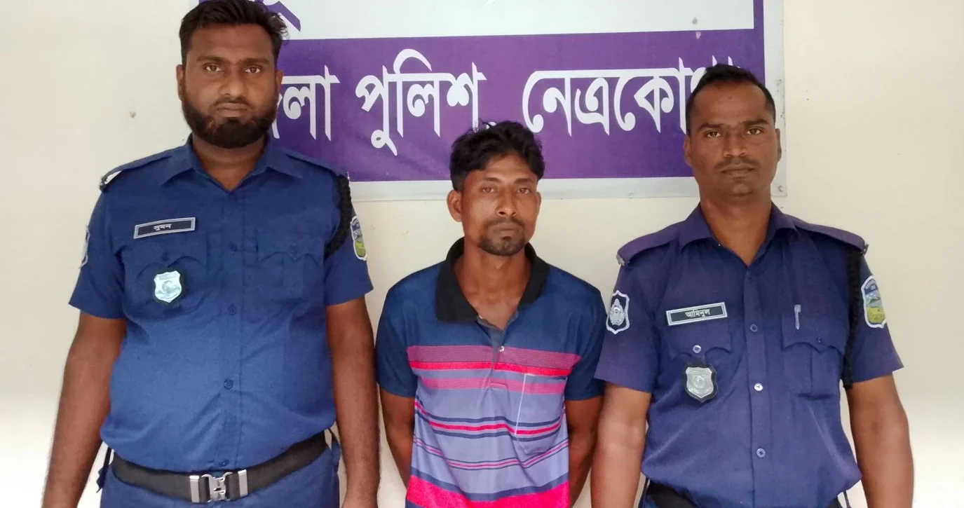 নদী থেকে ইট বাঁধা নবজাতকের লাশ উদ্ধার, বেরিয়ে এলো চাঞ্চল্যকর তথ্য